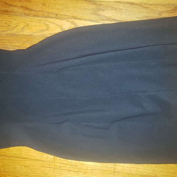 Bebe LBD layered neckline Size Small bodycon dress with slimming design - Picture 7 of 11